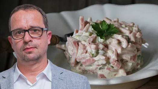 Recept na pochoutkový salát s uzeným masem