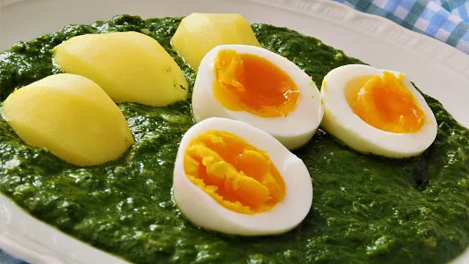 Špenátový příkrm s vejci a bramborami
